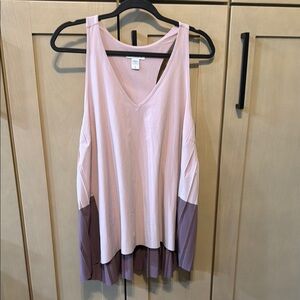 Athleta Sleeveless V-Neck Color Block Top